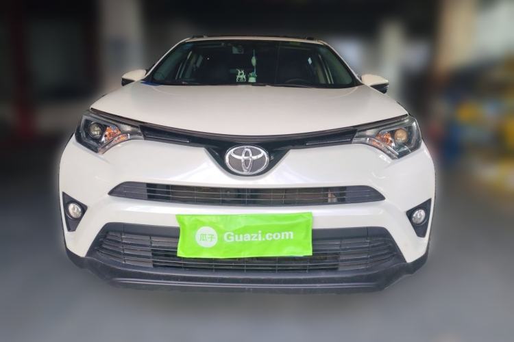 Used Toyota RAV4 2019 2.0L CVT Two-Wheel Drive Pioneer Edition China VI Standard Front