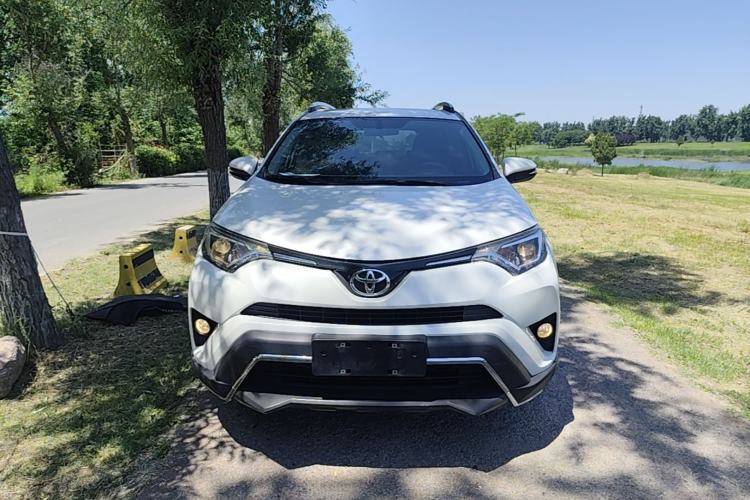 Used Toyota RAV4 2019 2.0L CVT Two-Wheel Drive Pioneer Edition China VI Standard Front
