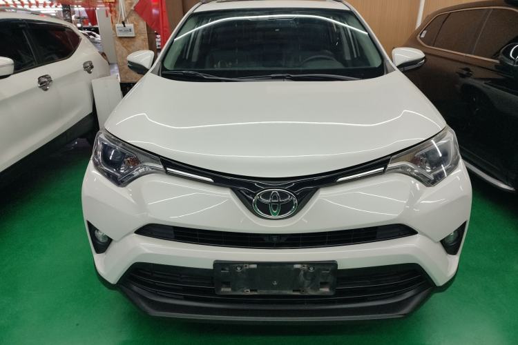 Used Toyota RAV4 2019 2.0L CVT Two-Wheel Drive Comfort Edition China VI Standard Front