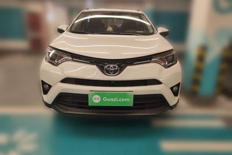 Used Toyota RAV4 2019 2.0L CVT Two-Wheel Drive Pioneer Edition China V Standard Front