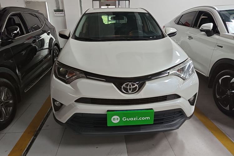 Used Toyota RAV4 2019 2.0L CVT Two-Wheel Drive Pioneer Edition China V Standard Front