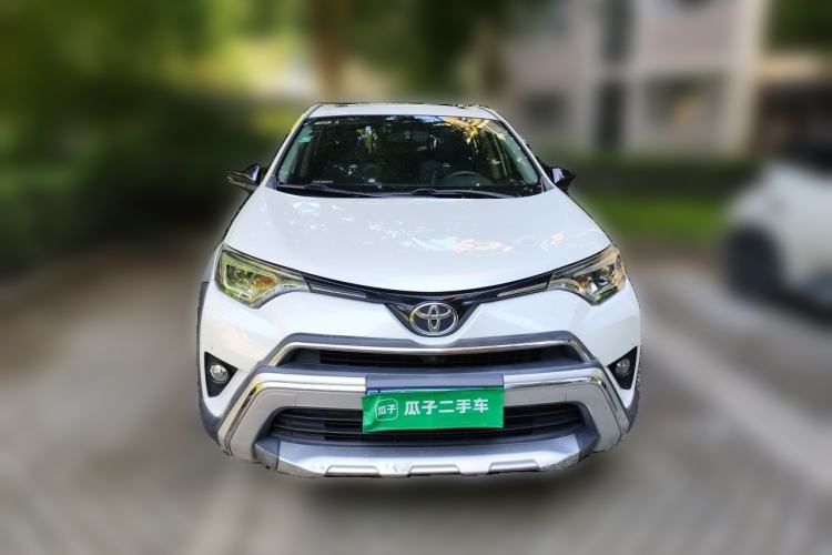 Used Toyota RAV4 2019 2.0L CVT Two-Wheel Drive Fashion X Limited Edition China V Standard Front
