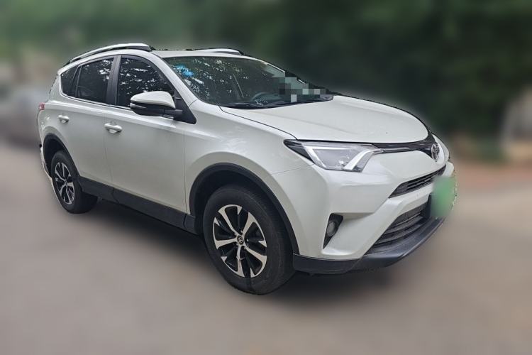 Used Toyota RAV4 2019 2.0L CVT Two-Wheel Drive Pioneer Edition China V Standard Front Right 45 Deg