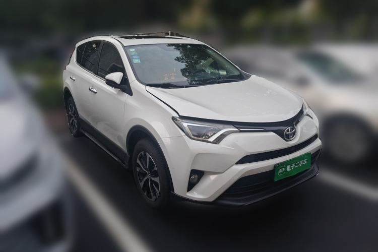 Used Toyota RAV4 2019 2.0L CVT Two-Wheel Drive Pioneer Edition China V Standard Front Right 45 Deg