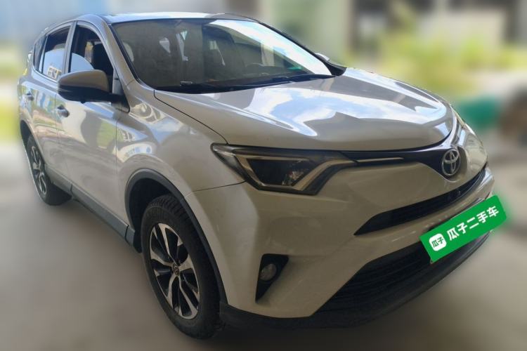 Used Toyota RAV4 2019 2.0L CVT Two-Wheel Drive Pioneer Edition China V Standard Front Right 45 Deg