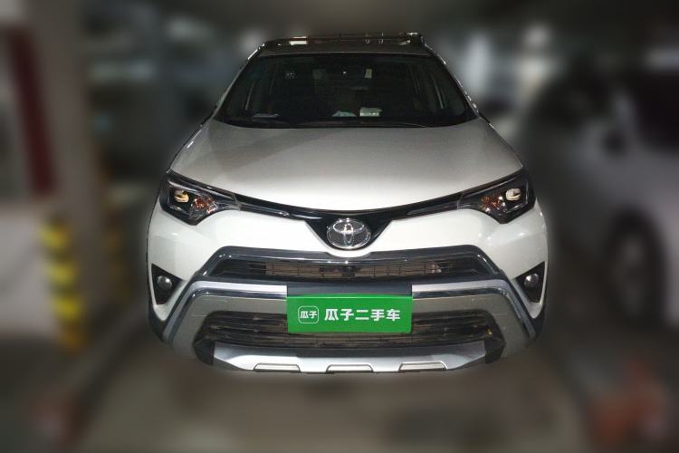Used Toyota RAV4 2019 2.0L CVT Two-Wheel Drive Fashion X Limited Edition China V Standard Front