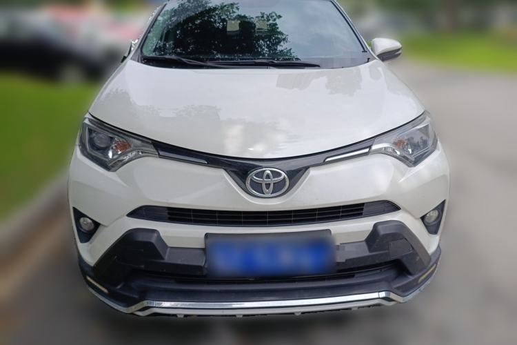 Used Toyota RAV4 2019 2.0L CVT Two-Wheel Drive Pioneer Edition China VI Standard Front