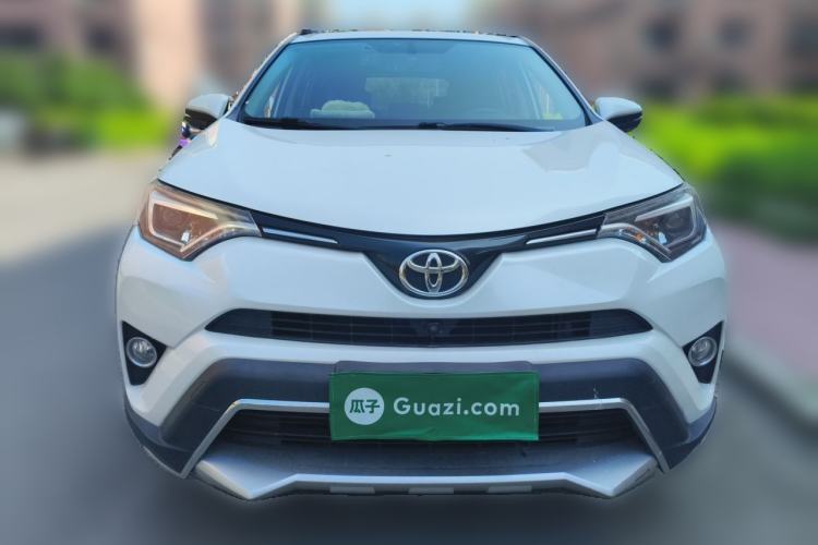 Used Toyota RAV4 2019 2.0L CVT Two-Wheel Drive ZhiShang Version China VI Standard Front