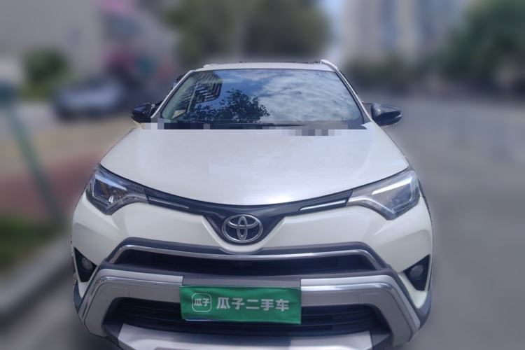 Used Toyota RAV4 2019 2.0L CVT Two-Wheel Drive Fashion X Limited Edition China VI Standard Front