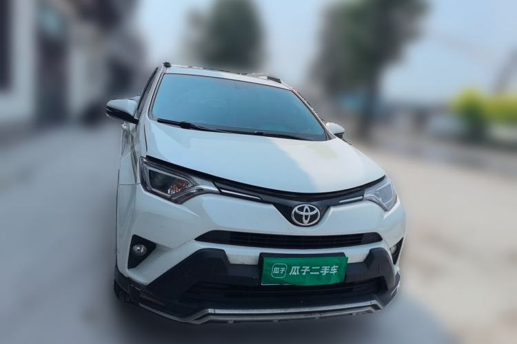 Used Toyota RAV4 2019 2.0L CVT Two-Wheel Drive Pioneer Edition China VI Standard Front
