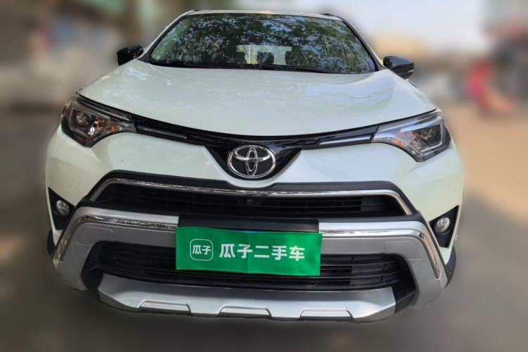 Used Toyota RAV4 2019 2.0L CVT Two-Wheel Drive Fashion X Limited Edition China VI Standard Front