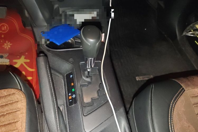Used Toyota RAV4 2019 2.0L CVT Two-Wheel Drive Comfort Edition China VI Standard Gear Lever