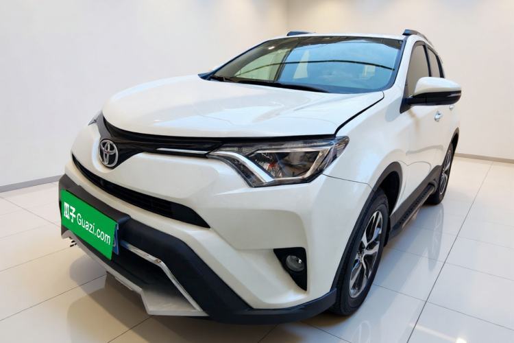 Toyota RAV4 2019 2.0L CVT Two-Wheel Drive Luxury Version China VI Standard usata Guazi used car, China used car export, Used car for sale, Used cars, Cheapest cars for sale