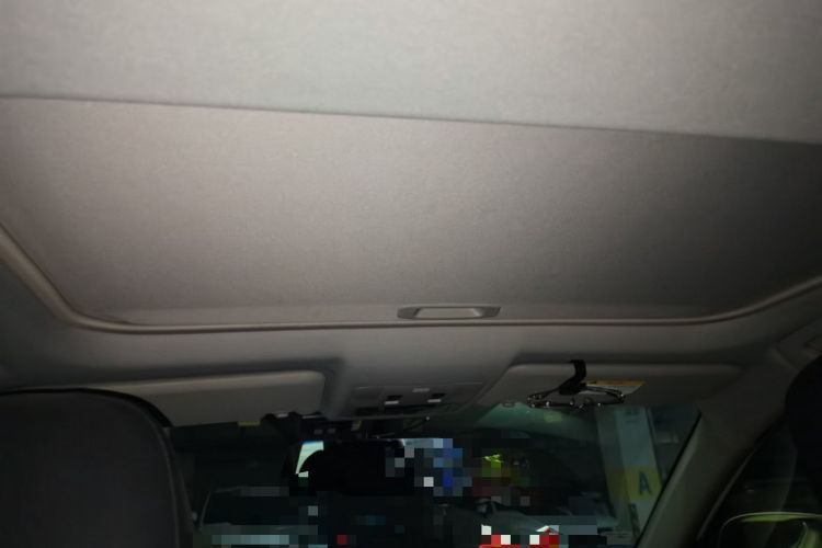 Used Toyota RAV4 2019 2.0L CVT Two-Wheel Drive Luxury Version China VI Standard Headliner