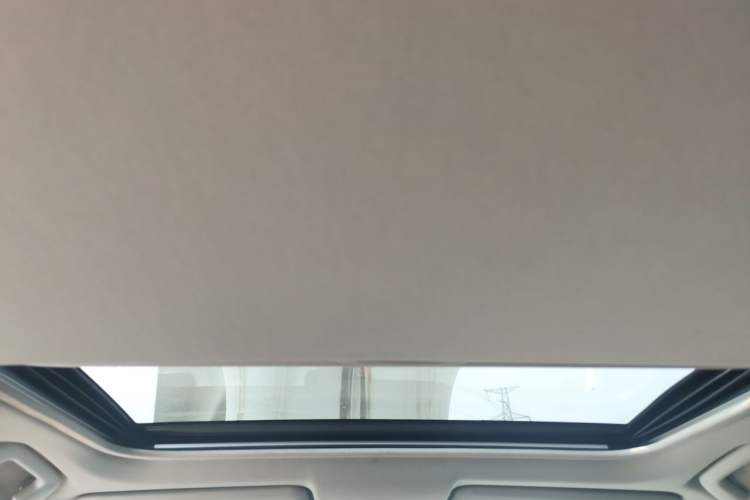Used Toyota RAV4 2019 2.0L CVT Two-Wheel Drive Fashion X Limited Edition China V Standard Headliner