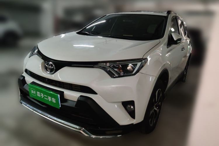 Used Toyota RAV4 2019 2.0L CVT Two-Wheel Drive Luxury Version China VI Standard Guazi used car, China used car export, Used car for sale, Used  cars, Cheapest cars for sale