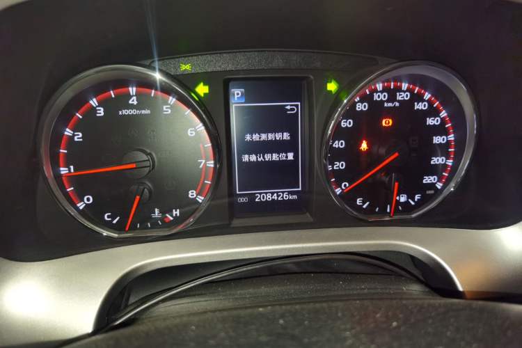Used Toyota RAV4 2019 2.0L CVT Two-Wheel Drive Fashion X Limited Edition China VI Standard Instrument Cluster