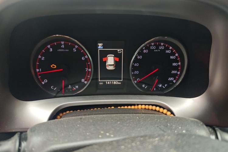 Used Toyota RAV4 2019 2.0L CVT Two-Wheel Drive ZhiShang Version China VI Standard Instrument Cluster