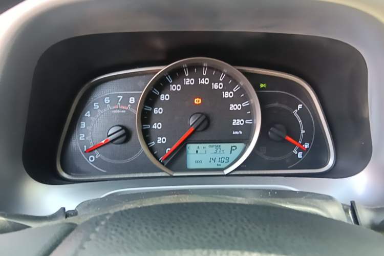 Used Toyota RAV4 2019 2.0L CVT Two-Wheel Drive Pioneer Edition China VI Standard Instrument Cluster