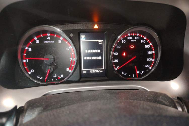 Used Toyota RAV4 2019 2.0L CVT Two-Wheel Drive Fashion X Limited Edition China V Standard Instrument Cluster