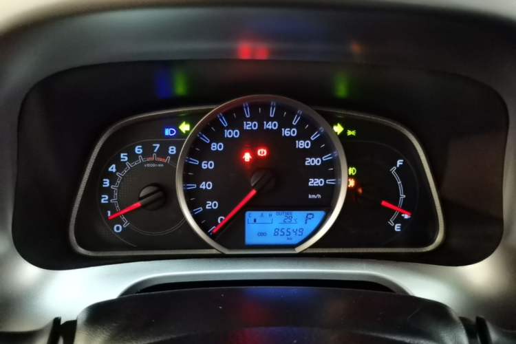 Used Toyota RAV4 2019 2.0L CVT Two-Wheel Drive Luxury Version China VI Standard Instrument Cluster