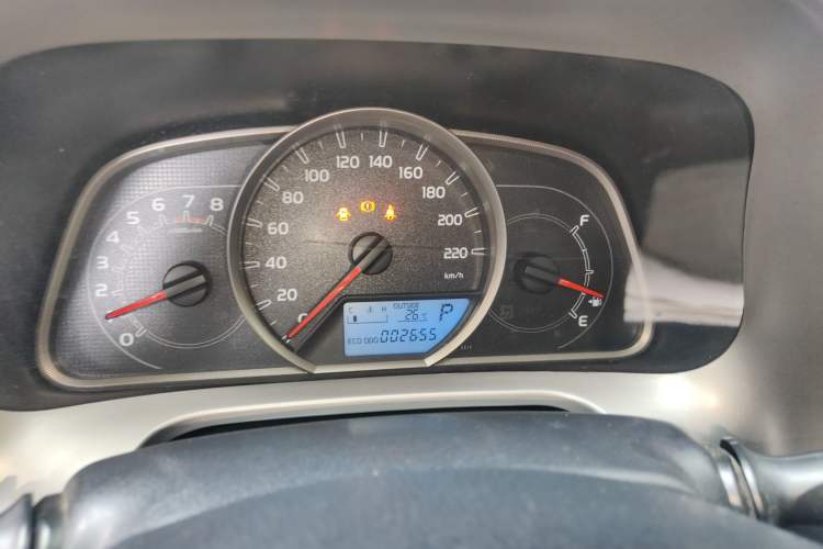 Used Toyota RAV4 2019 2.0L CVT Two-Wheel Drive Comfort Edition China VI Standard Instrument Cluster