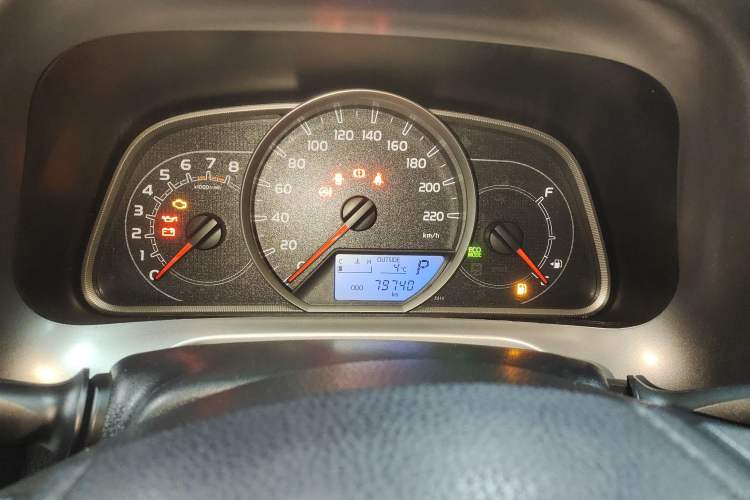 Used Toyota RAV4 2019 2.0L CVT Two-Wheel Drive Pioneer Edition China V Standard Instrument Cluster