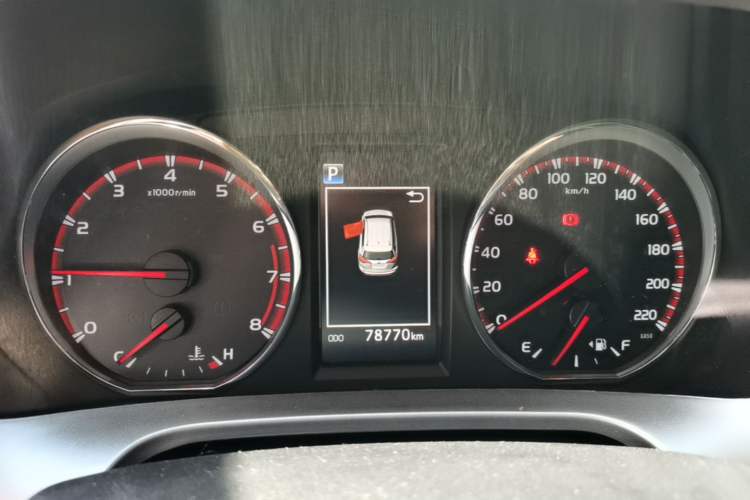 Used Toyota RAV4 2019 2.0L CVT Two-Wheel Drive Fashion X Limited Edition China V Standard Instrument Cluster
