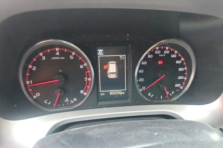 Used Toyota RAV4 2019 2.0L CVT Two-Wheel Drive Fashion X Limited Edition China V Standard Instrument Cluster