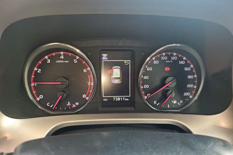 Used Toyota RAV4 2019 2.0L CVT Two-Wheel Drive Fashion X Limited Edition China VI Standard Instrument Cluster