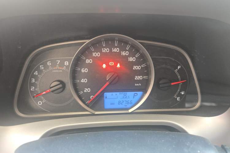 Used Toyota RAV4 2019 2.0L CVT Two-Wheel Drive Comfort Edition China VI Standard Instrument Cluster