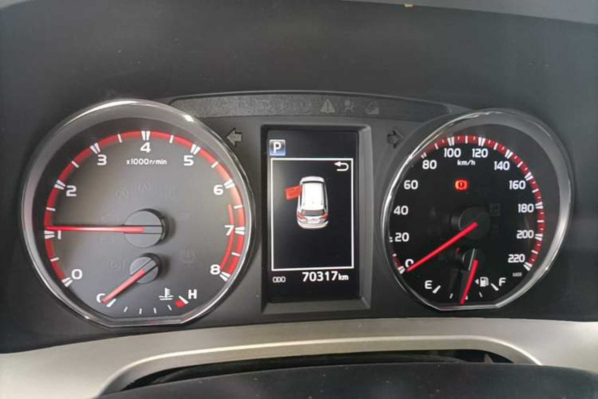 Used Toyota RAV4 2019 2.0L CVT Two-Wheel Drive Fashion X Limited Edition China VI Standard Instrument Cluster