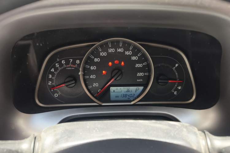 Used Toyota RAV4 2019 2.0L CVT Two-Wheel Drive Luxury Version China VI Standard Instrument Cluster