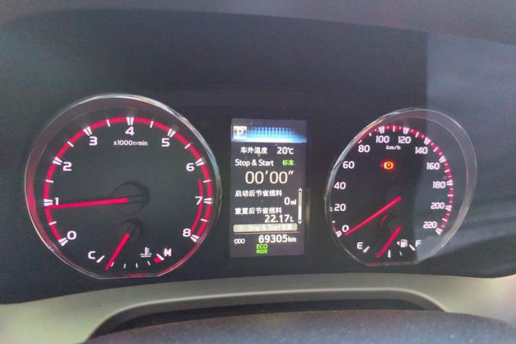 Used Toyota RAV4 2019 2.0L CVT Two-Wheel Drive Fashion X Limited Edition China V Standard Instrument Cluster