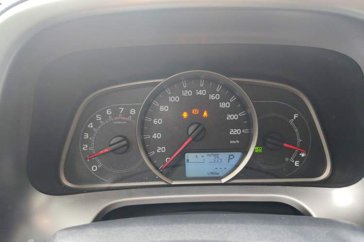 Used Toyota RAV4 2019 2.0L CVT Two-Wheel Drive Pioneer Edition China V Standard Instrument Cluster