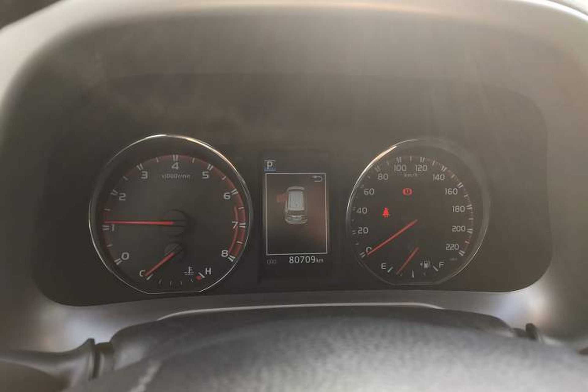 Used Toyota RAV4 2019 2.0L CVT Two-Wheel Drive ZhiShang Version China VI Standard Instrument Cluster