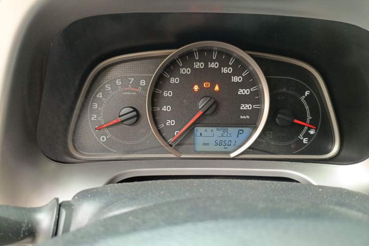 Used Toyota RAV4 2019 2.0L CVT Two-Wheel Drive Pioneer Edition China VI Standard Instrument Cluster