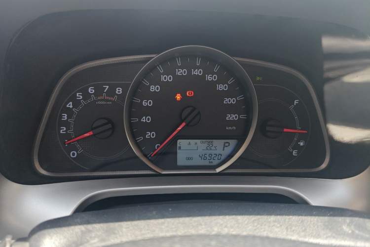 Used Toyota RAV4 2019 2.0L CVT Two-Wheel Drive Luxury Version China VI Standard Instrument Cluster