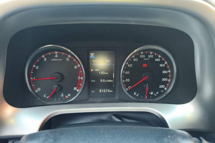 Used Toyota RAV4 2019 2.0L CVT Two-Wheel Drive ZhiShang Version China VI Standard Instrument Cluster