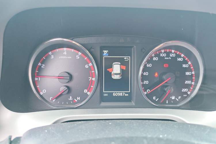 Used Toyota RAV4 2019 2.0L CVT Two-Wheel Drive Fashion X Limited Edition China V Standard Instrument Cluster