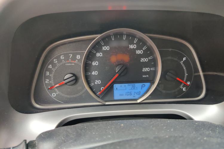 Used Toyota RAV4 2019 2.0L CVT Two-Wheel Drive Luxury Version China VI Standard Instrument Cluster