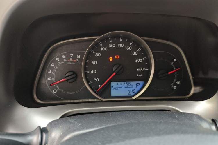 Used Toyota RAV4 2019 2.0L CVT Two-Wheel Drive Urban Edition China VI Standard Instrument Cluster