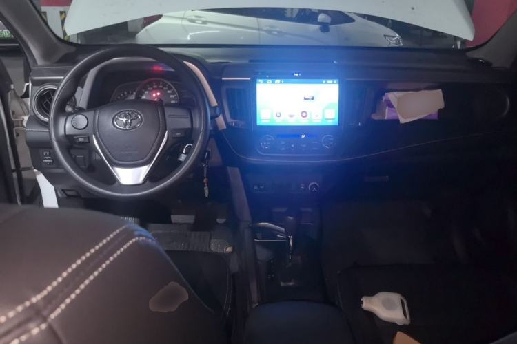 Used Toyota RAV4 2019 2.0L CVT Two-Wheel Drive Pioneer Edition China V Standard Interior 2