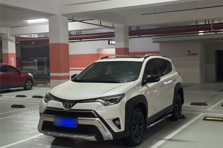 Used Toyota RAV4 2019 2.0L CVT Two-Wheel Drive Fashion X Limited Edition China V Standard Guazi used car, China used car export, Used car for sale, Used cars, Cheapest cars for sale
