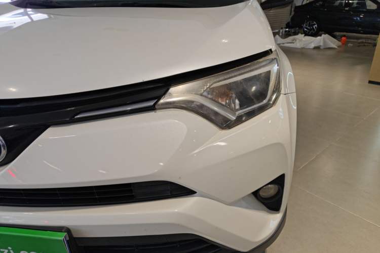 Used Toyota RAV4 2019 2.0L CVT Two-Wheel Drive Pioneer Edition China V Standard Left Front Headlight