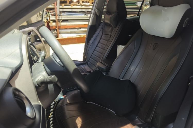 Used Toyota RAV4 2019 2.0L CVT Two-Wheel Drive Luxury Version China VI Standard Left Front Seat