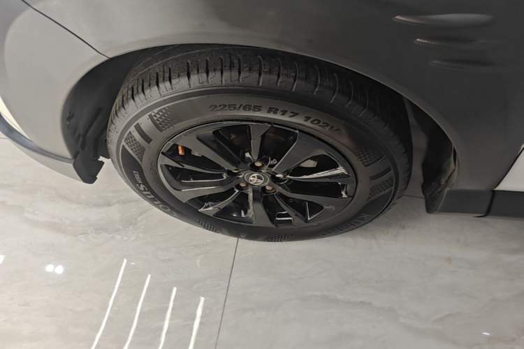Used Toyota RAV4 2019 2.0L CVT Two-Wheel Drive Fashion X Limited Edition China VI Standard Left Front Wheel Hub