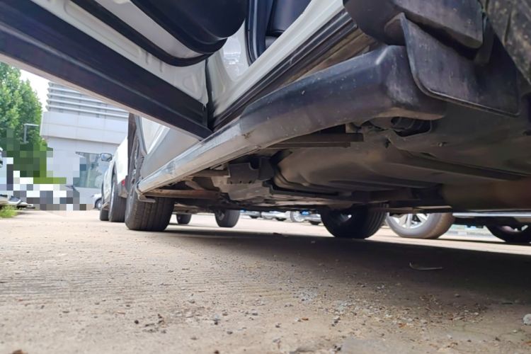 Used Toyota RAV4 2019 2.0L CVT Two-Wheel Drive Fashion X Limited Edition China VI Standard Left Side Sill