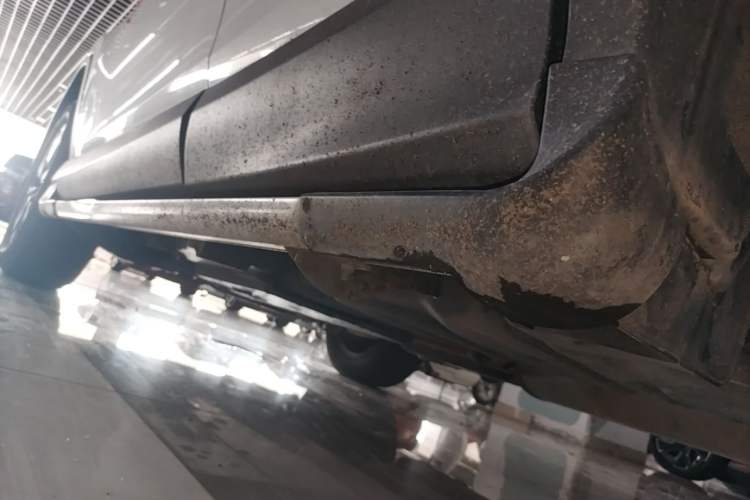 Used Toyota RAV4 2019 2.0L CVT Two-Wheel Drive Pioneer Edition China V Standard Left Side Sill