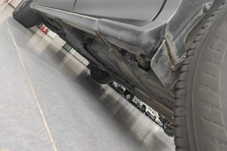 Used Toyota RAV4 2019 2.0L CVT Two-Wheel Drive Luxury Version China VI Standard Left Side Sill